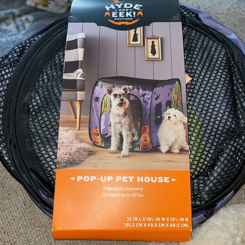 Hyde & Eek Pop Up Halloween Haunted Pet House Instant Light Portable Fold Crate